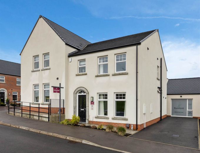 42 Rushfield Place, Ballyclare